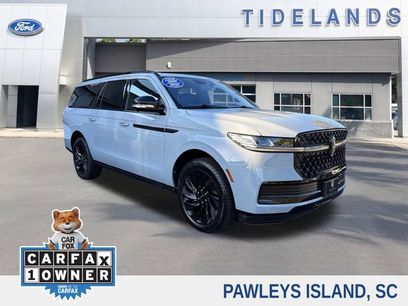 Used 2025 Lincoln Navigator L Reserve w/ Jet Appearance Package