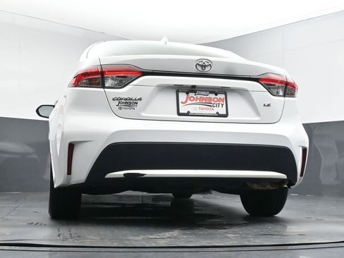 Used 2020 Toyota Corolla LE image 37