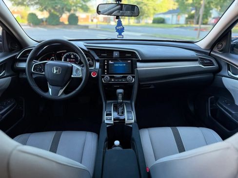 Used 2017 Honda Civic EX image 12