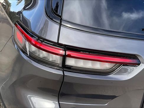 New 2025 Jeep Grand Cherokee L Altitude image 14