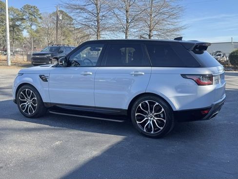 Used 2020 Land Rover Range Rover Sport HSE image 5
