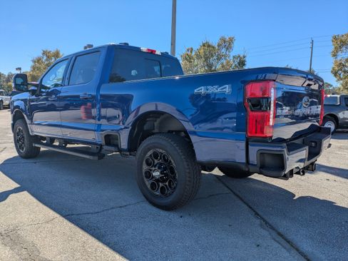 New 2026 Ford F250 Lariat w/ Black Appearance Package image 6