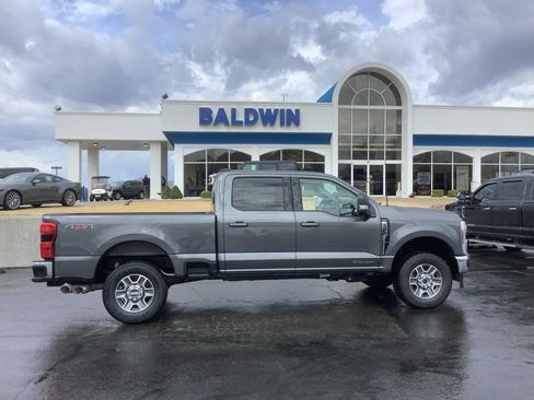 New 2026 Ford F250 Lariat image 8