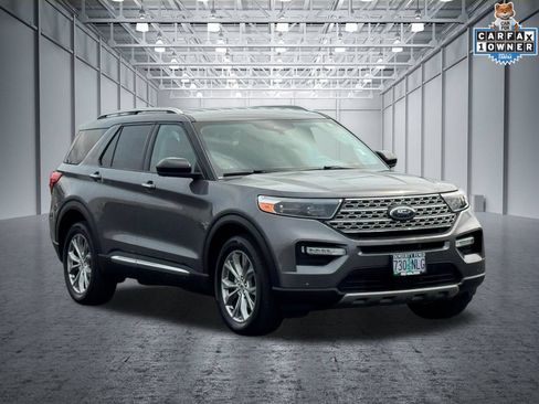 Used 2022 Ford Explorer Limited AWD/4WD image 4