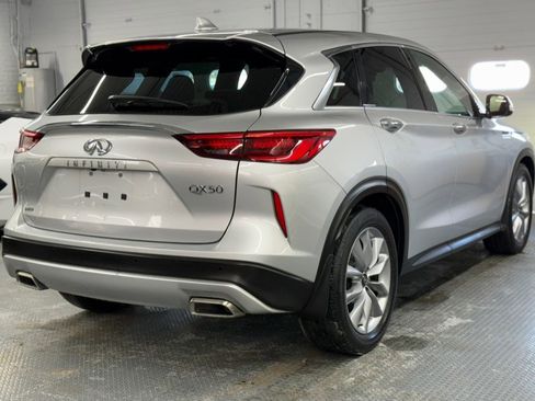 Used 2021 INFINITI QX50 Pure image 8