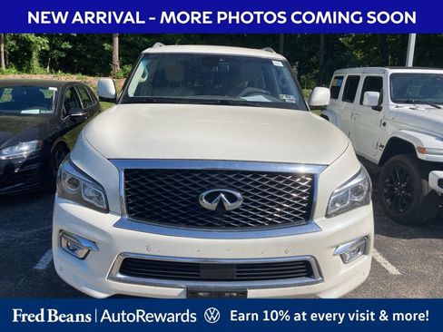 Used 2017 INFINITI QX80 4WD w/ Driver Assistance Package image 2