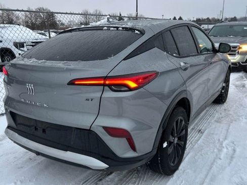 Used 2024 Buick Envista Sport Touring w/ Convenience I Package image 3