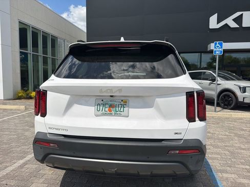 Used 2023 Kia Sorento X-Line EX image 13