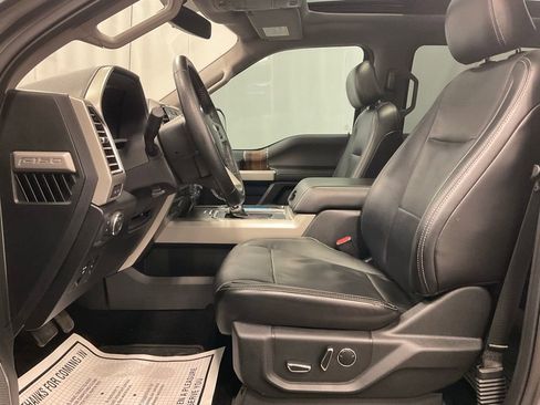 Used 2016 Ford F150 Lariat AWD/4WD image 4