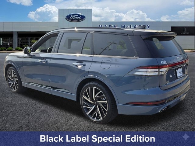 New 2026 Lincoln Aviator Black Label w/ Black Label Special Edition AWD/4WD image 3