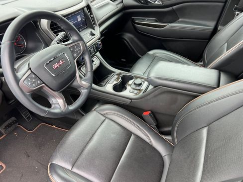 Used 2023 GMC Acadia AT4 w/ Technology Package image 10