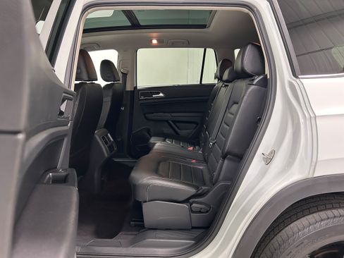 Used 2019 Volkswagen Atlas SEL Premium AWD/4WD image 31