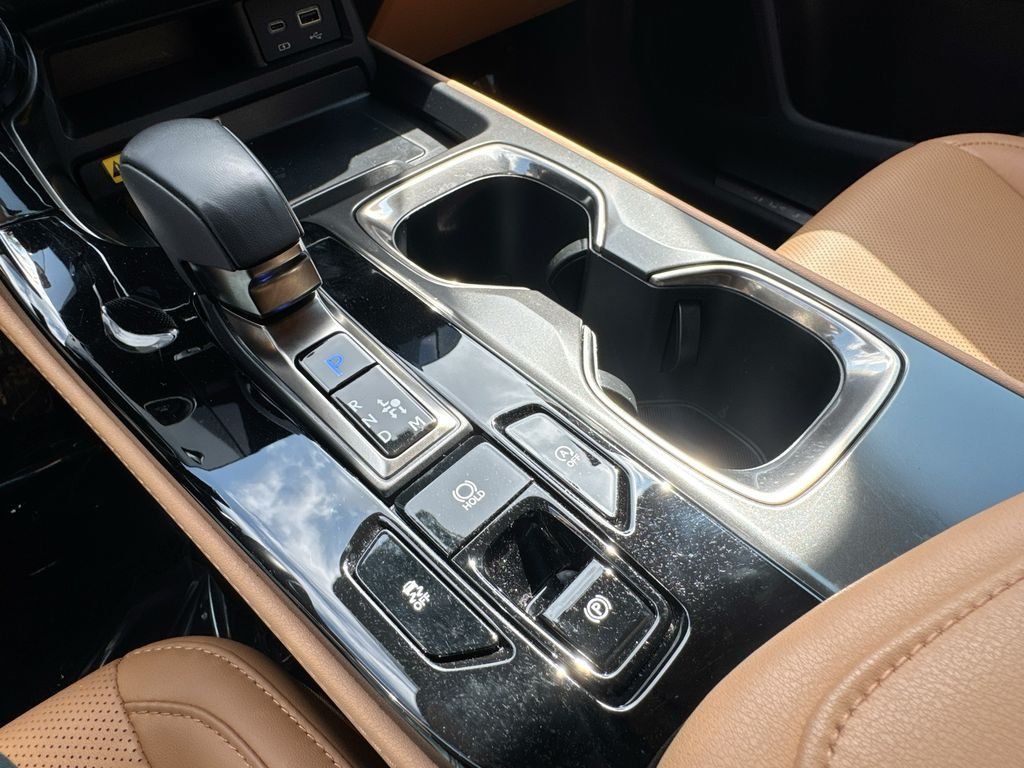 Used 2025 Lexus NX 250 FWD w/ Towing Package (2000 Lbs) image 29