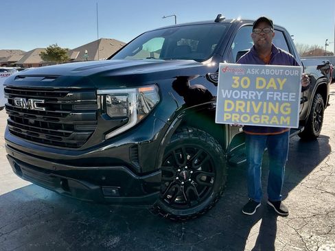 Used 2024 GMC Sierra 1500 Elevation w/ Elevation Premium Package image 1