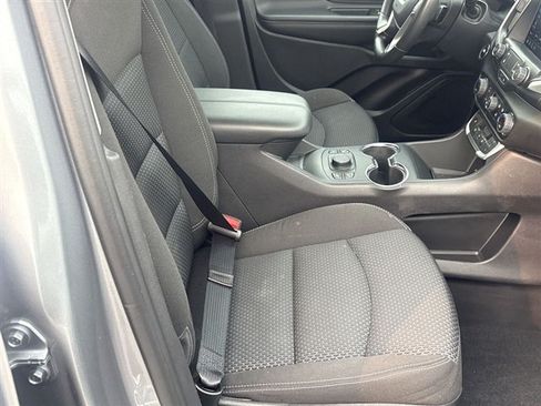 Certified 2023 GMC Terrain SLE w/ Driver Convenience Package FWD image 26