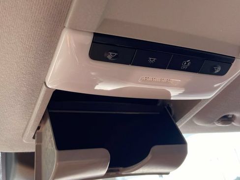 Used 2022 Nissan Sentra SR w/ Electronics Package FWD image 27