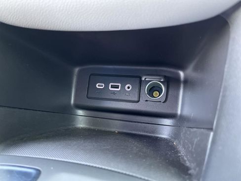Used 2024 Chevrolet Equinox LS w/ LS Convenience Package FWD image 26