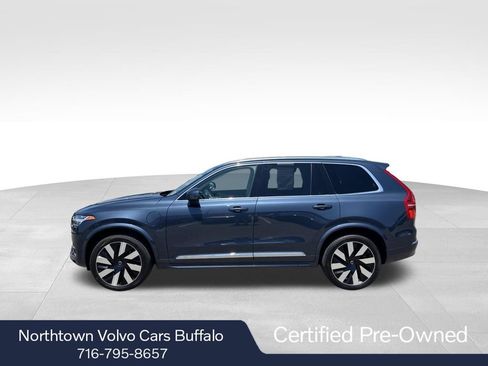 Used 2023 Volvo XC90 T8 Ultimate w/ Lounge Package AWD/4WD image 2