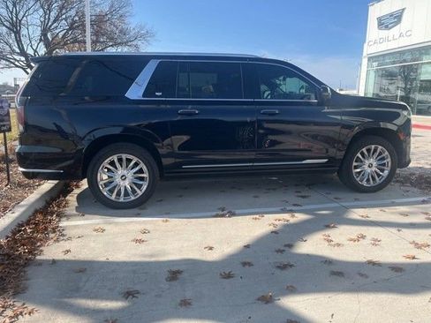 Used 2021 Cadillac Escalade ESV Premium Luxury w/ Driver Assist Tech Package image 2