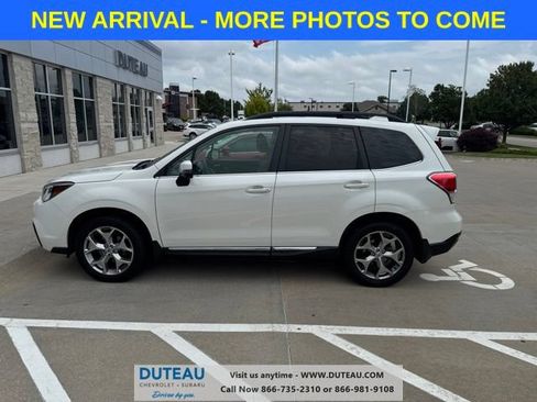 Used 2018 Subaru Forester 2.5i Touring AWD/4WD image 1