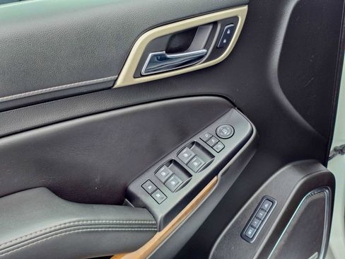 Used 2018 GMC Yukon Denali w/ Open Road Package image 31