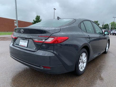 Used 2026 Toyota Camry LE FWD image 8