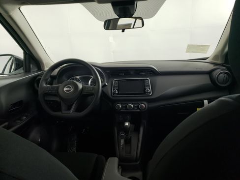 New 2025 Nissan Kicks Play S image 14