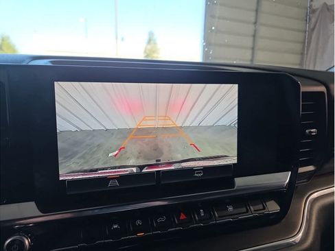 Used 2024 GMC Sierra 1500 SLT image 21