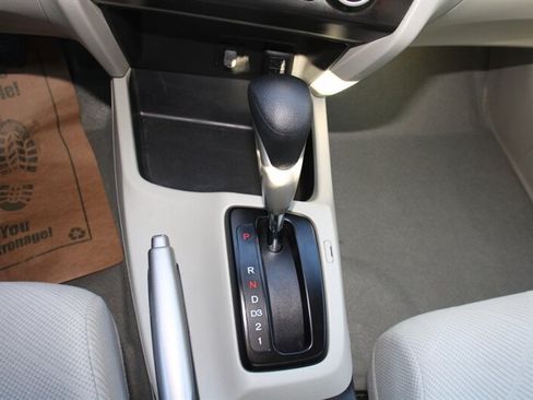 Used 2012 Honda Civic LX image 8