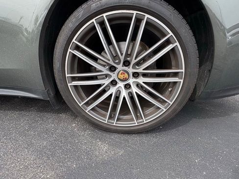 Used 2023 Porsche Panamera 4 AWD/4WD image 9