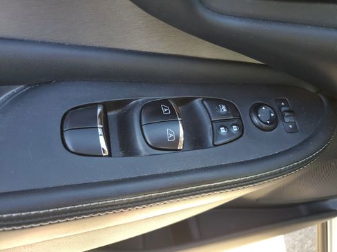 Used 2019 Nissan Murano SL image 23