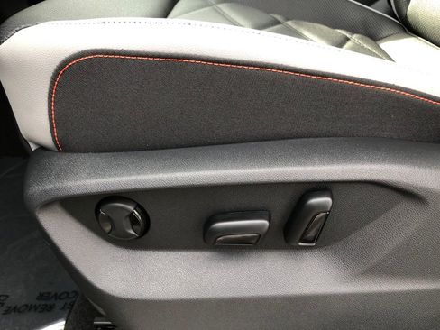 New 2026 Volkswagen Atlas Peak Edition AWD/4WD image 14