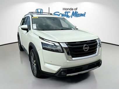 Used 2022 Nissan Pathfinder Platinum w/ Cargo Package