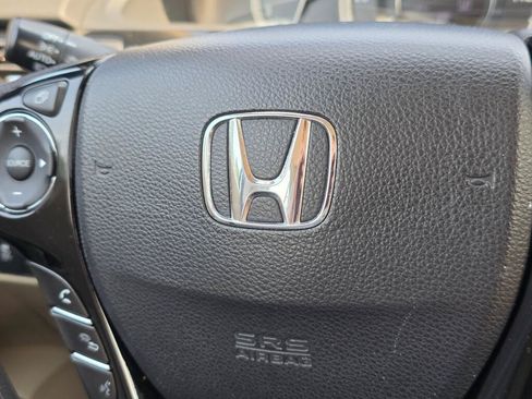 Used 2016 Honda Accord LX image 27