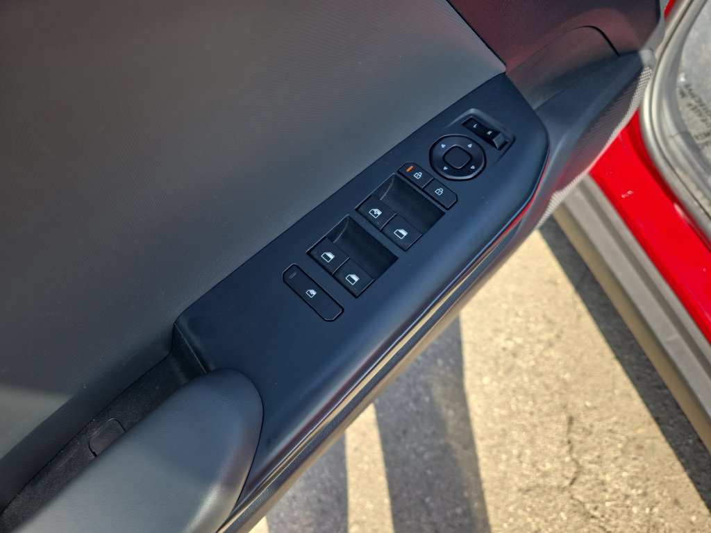 Used 2025 Kia K4 FWD image 11