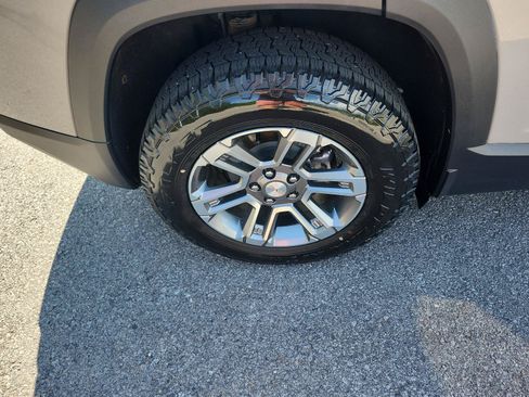 Certified 2025 GMC Terrain Elevation AWD/4WD image 6