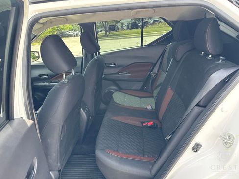 Used 2023 Nissan Kicks SR w/ Exterior Package image 10