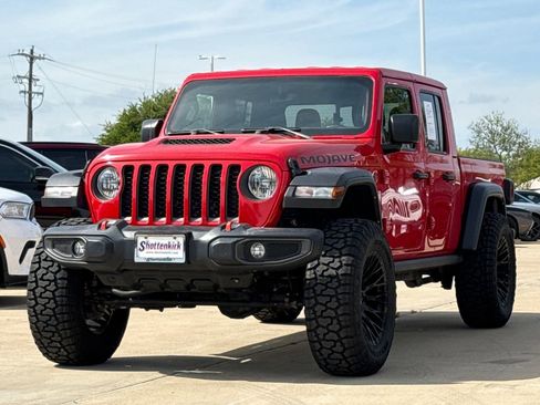 Used 2022 Jeep Gladiator Mojave AWD/4WD image 3