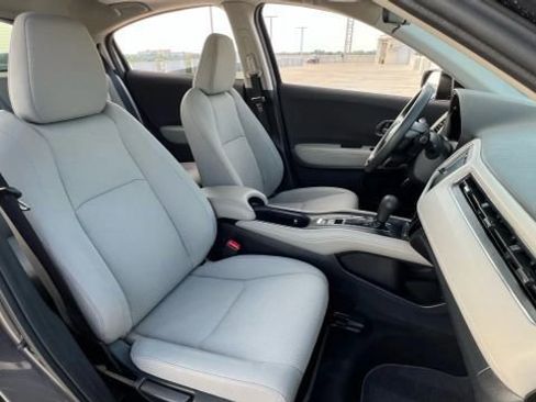 Used 2019 Honda HR-V EX image 69
