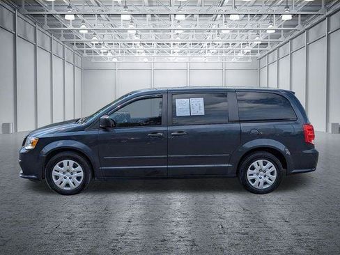 Used 2013 Dodge Grand Caravan American Value Package w/ UConnect Hands-Free Group FWD image 2