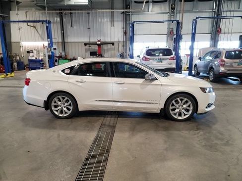 Used 2014 Chevrolet Impala LTZ FWD image 8