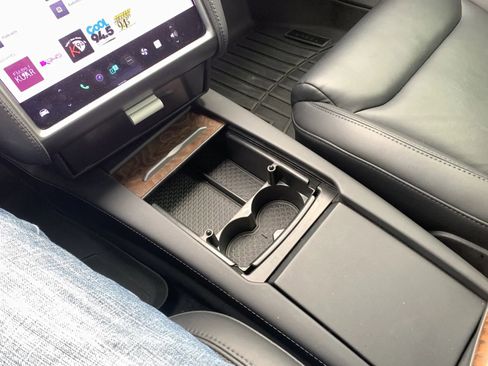 Used 2020 Tesla Model S AWD image 14