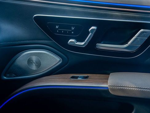 Used 2023 Mercedes-Benz EQS AMG 4MATIC w/ Trim Level Package image 15