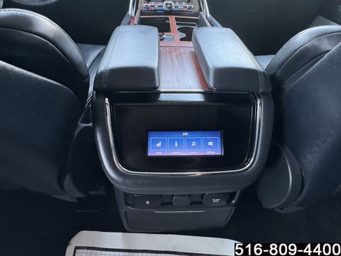 Used 2023 Lincoln Navigator Reserve AWD/4WD image 16