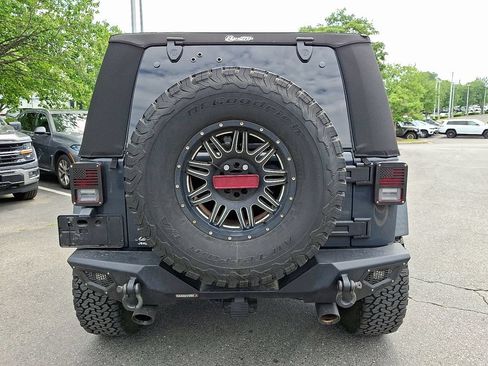 Certified 2017 Jeep Wrangler Unlimited Sport w/ Quick Order Package 24S AWD/4WD image 5