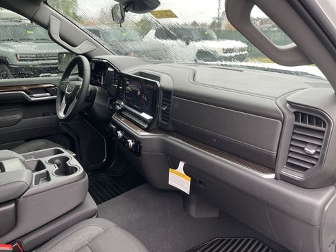 New 2026 GMC Sierra 1500 Elevation image 61