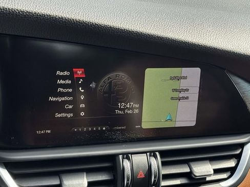 Used 2017 Alfa Romeo Giulia Ti w/ TI 19" Sport Package image 12