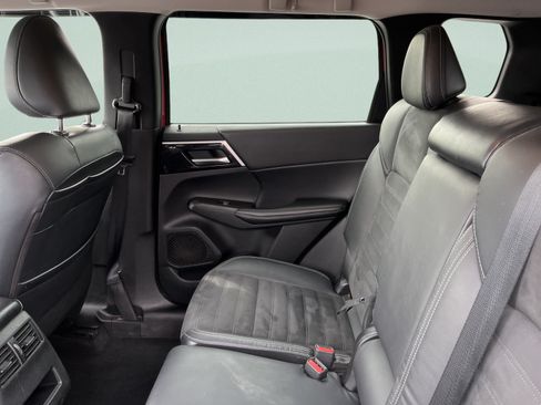 Used 2022 Mitsubishi Outlander SE AWD/4WD image 22