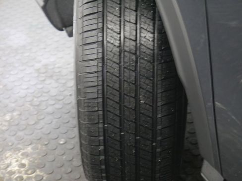 Used 2025 Honda CR-V EX-L image 16