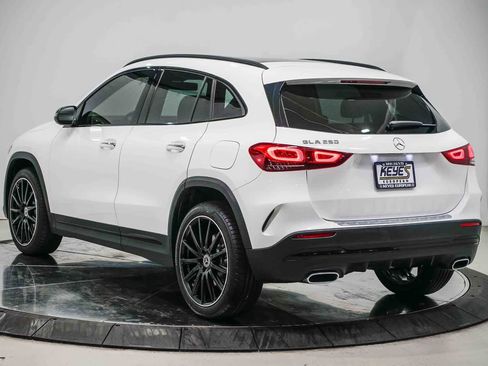 Used 2023 Mercedes-Benz GLA 250 image 2
